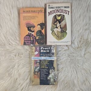 Vintage 1960s Pocket Size Paperback Book Bundle Lot
